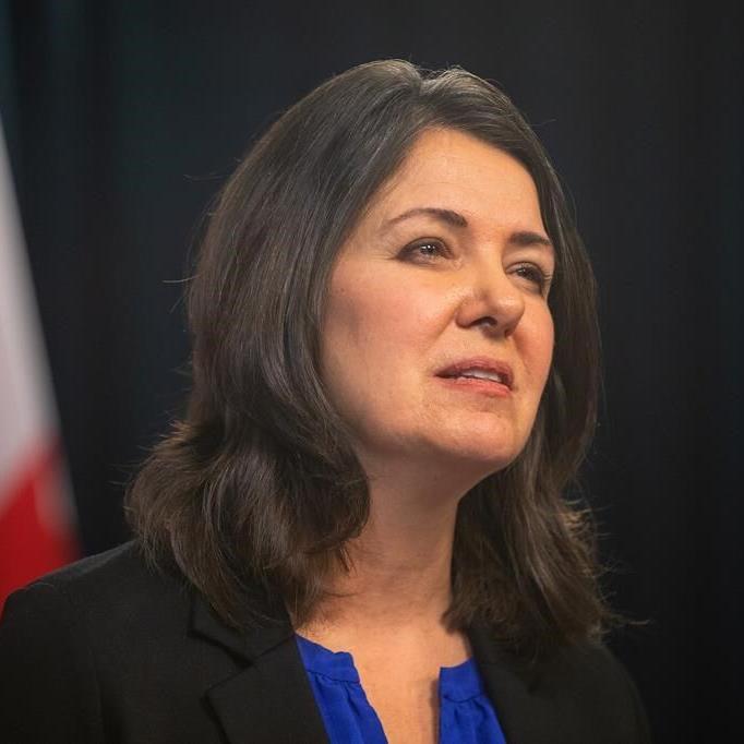 Alberta premier rejects suggestion she erred with bill giving her sweeping powers